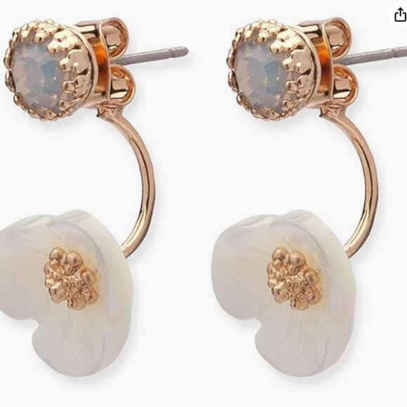 NWT - Lonna & Lilly Gold and White Flower Earrings - Picture 3 of 10
